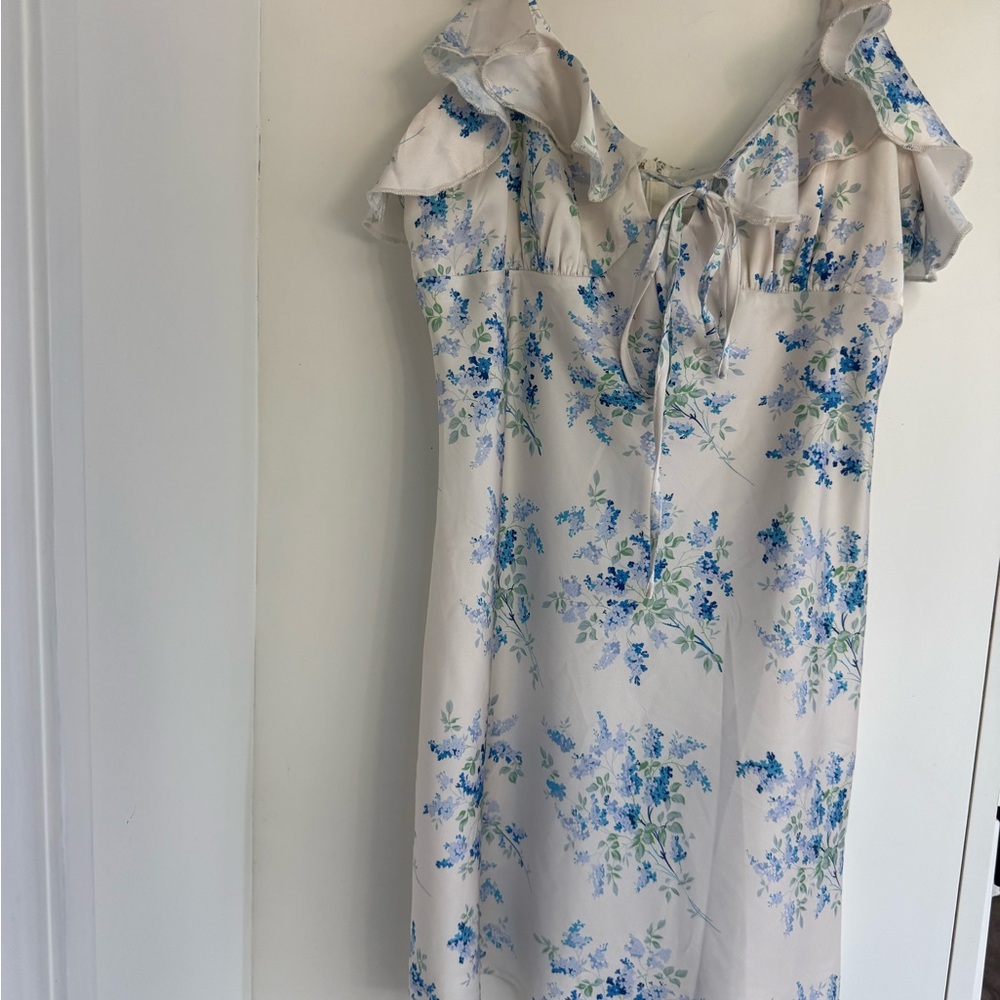 Floral Ruffle Tie-Front Mini Dress 🩵💙 - Picture 5 of 8